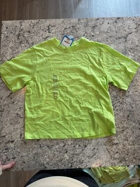 Neon Lime Short-Sleeve Tee - Casual Crew Neck
